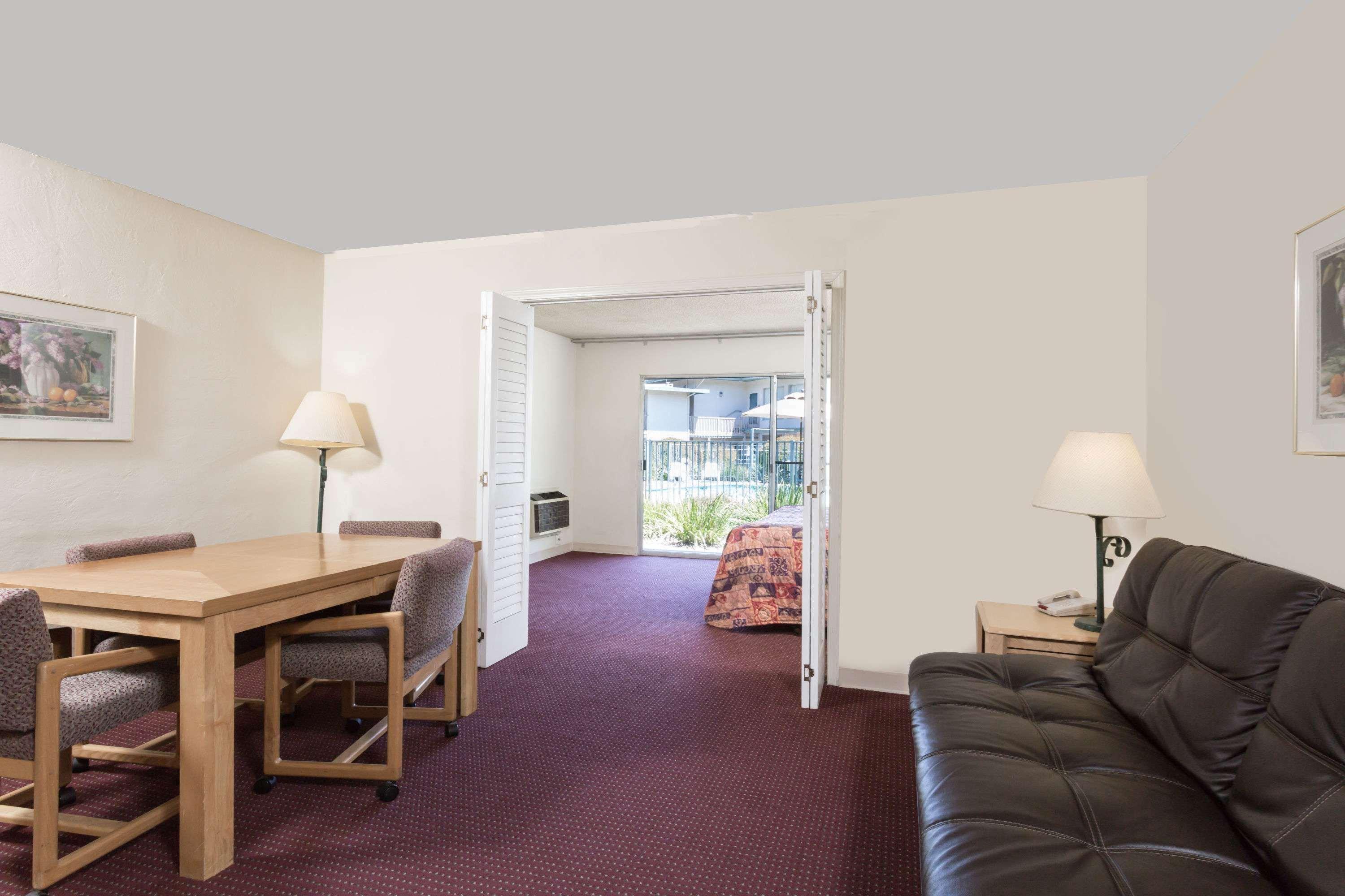 Days Inn By Wyndham Novato/San Francisco Kültér fotó