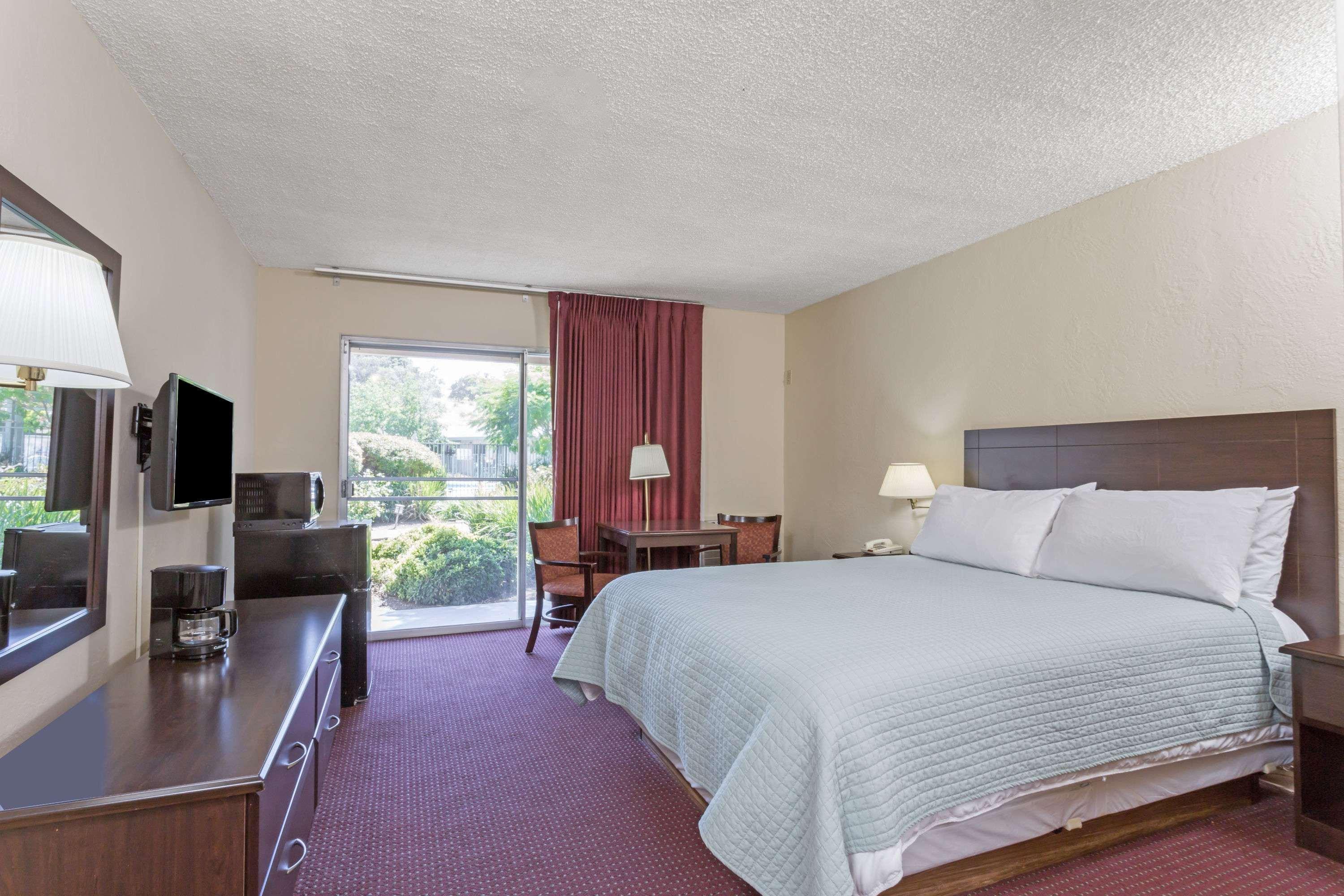 Days Inn By Wyndham Novato/San Francisco Kültér fotó